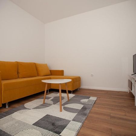 Apartmani Grubac Требине Екстериор снимка