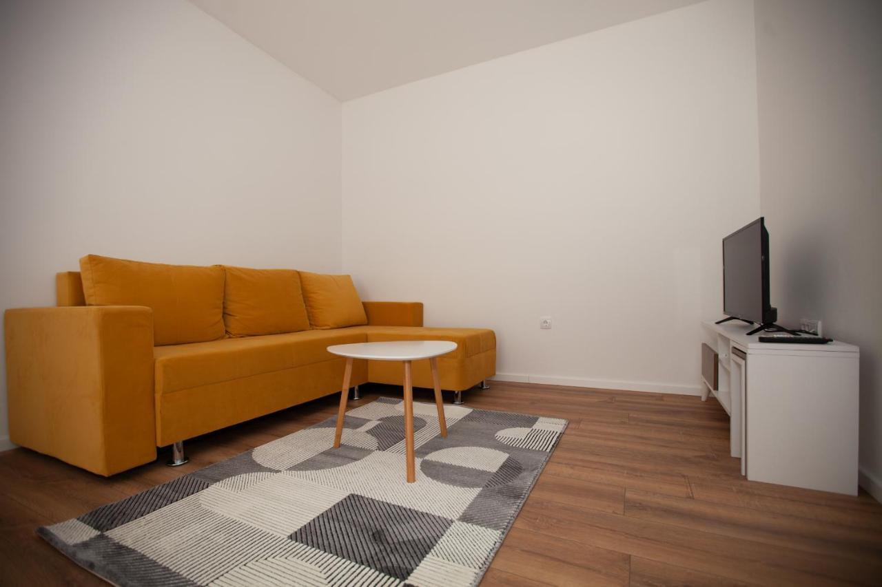 Apartmani Grubac Требине Екстериор снимка