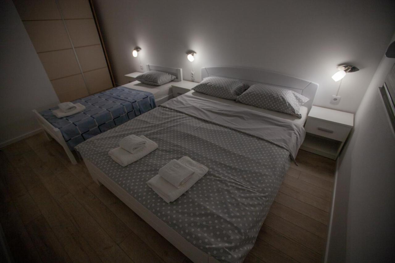 Apartmani Grubac Требине Екстериор снимка