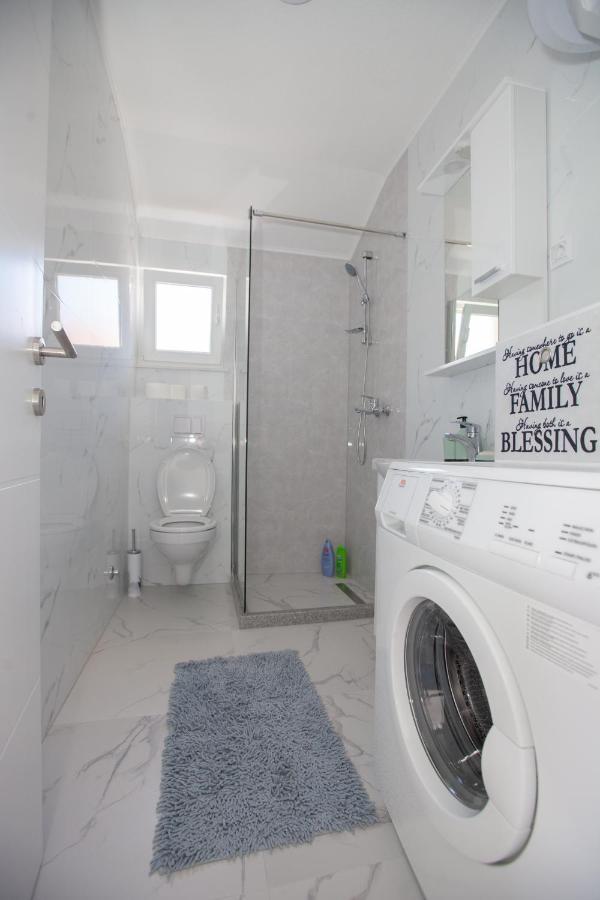 Apartmani Grubac Требине Екстериор снимка